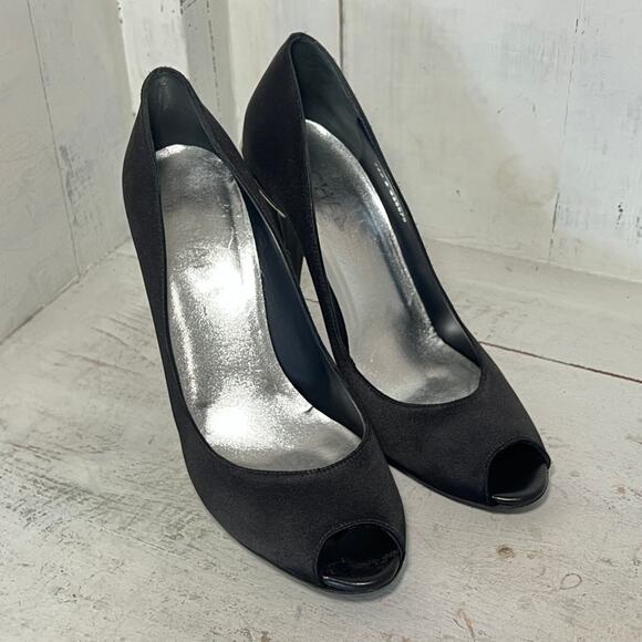 Chanel CC Leather Slip On High Heel Peep Toe Pumps Black Women's Size 40 / 9-9.5 - Picture 1 of 5